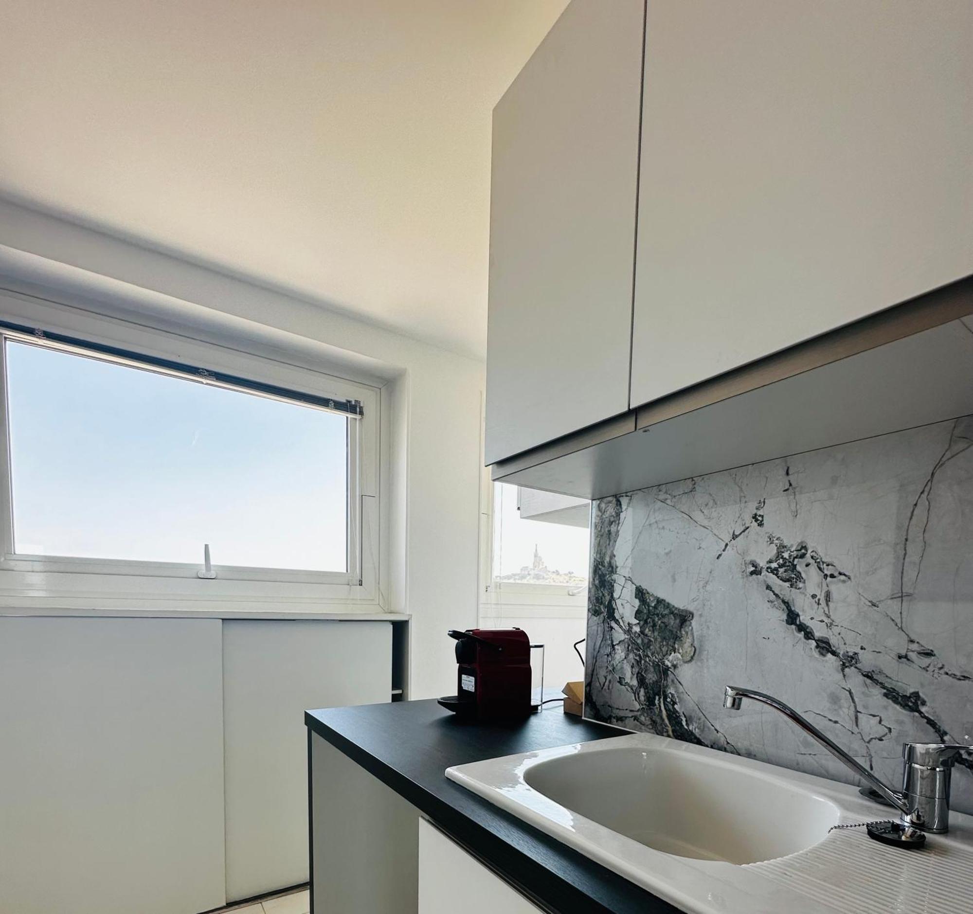 La Apartment *